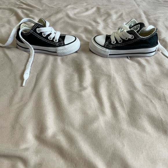 *SOLD* Converse Baby Shoes - Picture 3 of 5